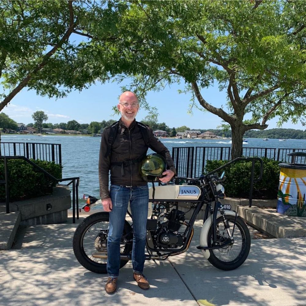 Meet your Posher, Christian